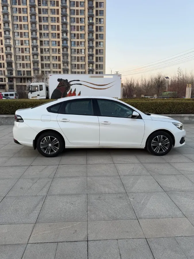 2016 Peugeot 308 1.6L 117HP L4 6AT,autocango,china used car exporter,china ev exporter,chinese used car exporter,chinese used ev exporter