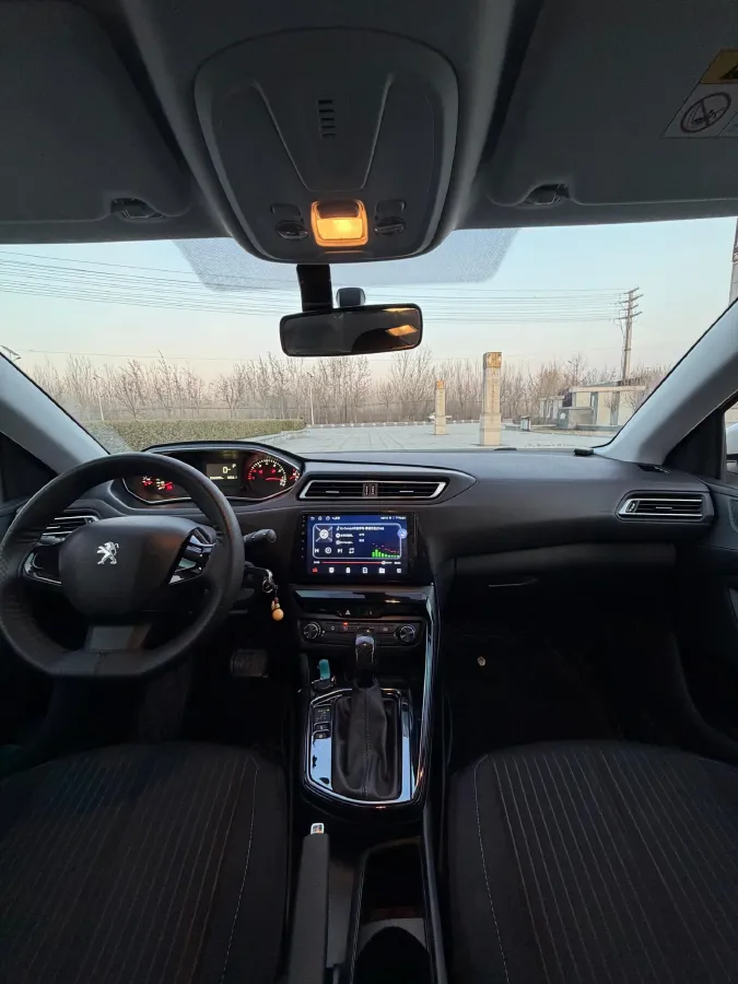 2016 Peugeot 308 1.6L 117HP L4 6AT,autocango,china used car exporter,china ev exporter,chinese used car exporter,chinese used ev exporter