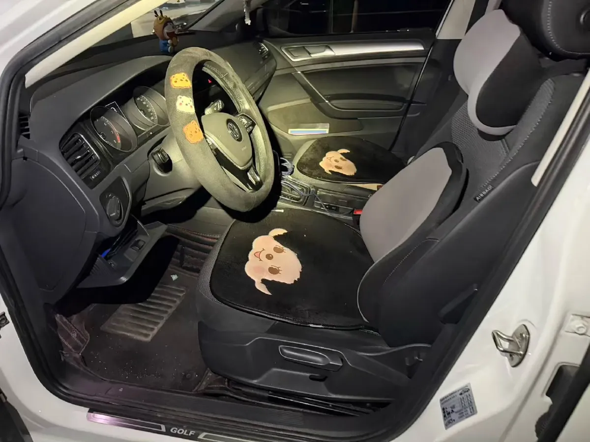 2020 Volkswagen Golf 1.4T 150HP L4 7DCT,autocango,china used car exporter,china ev exporter,chinese used car exporter,chinese used ev exporter