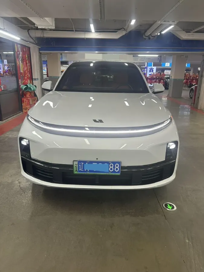 2023 Li L7 Range Extended 154HP REEV 40.9KWH,autocango,china used car exporter,china ev exporter,chinese used car exporter,chinese used ev exporter
