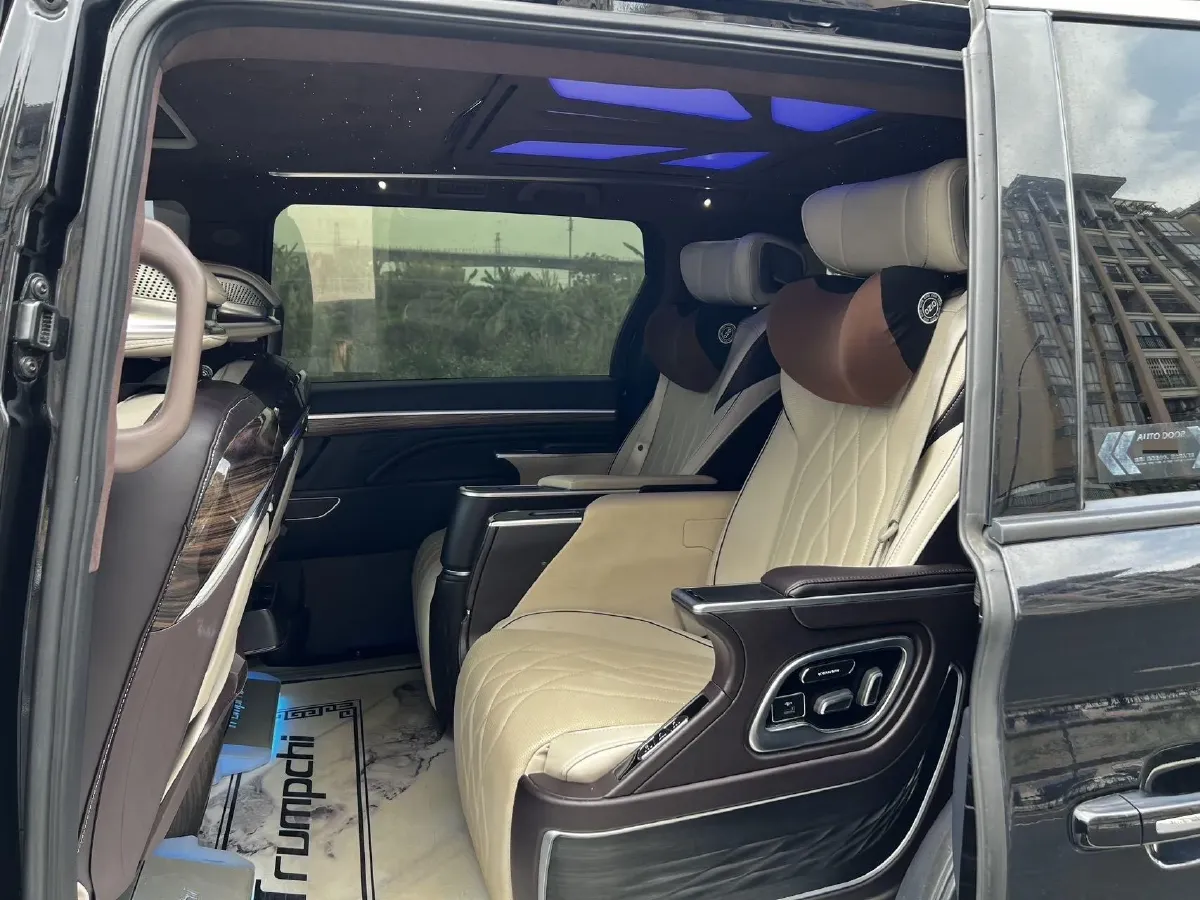 2023 GAC Trumpchi M8 2.0T 252HP L4 8AT,autocango,china used car exporter,china ev exporter,chinese used car exporter,chinese used ev exporter