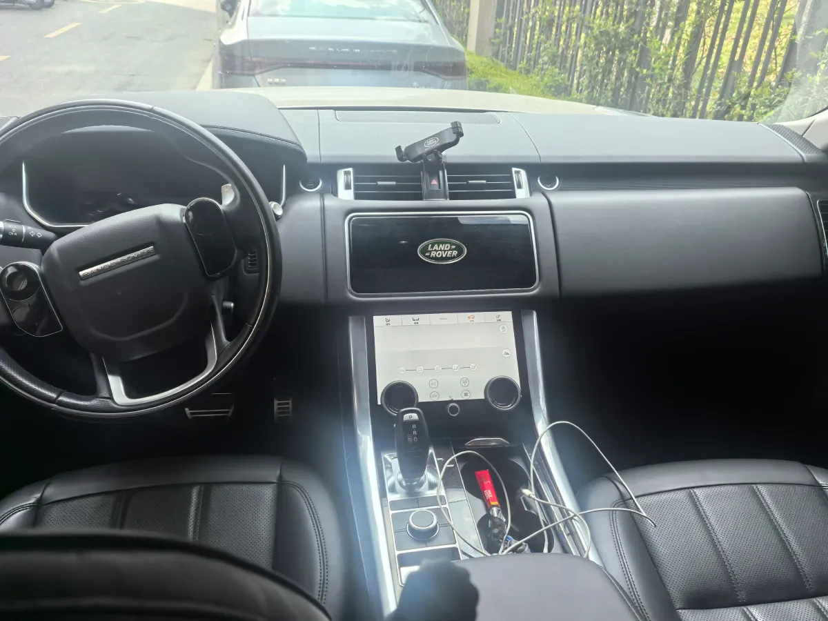2022 Land Rover Range Rover Sport 3.0T 360HP L6 8AT,autocango,china used car exporter,china ev exporter,chinese used car exporter,chinese used ev exporter
