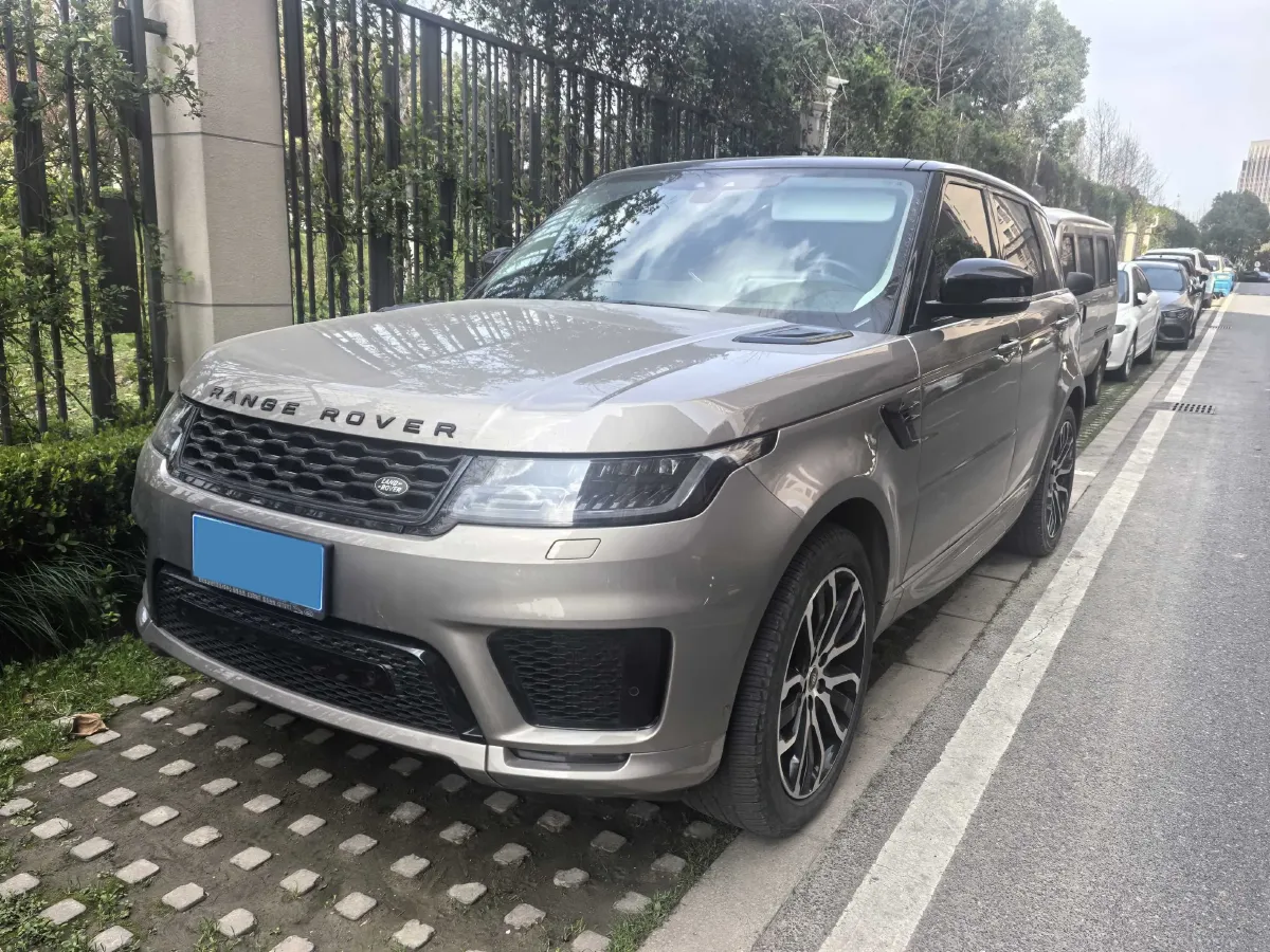 2022 Land Rover Range Rover Sport 3.0T 360HP L6 8AT,autocango,china used car exporter,china ev exporter,chinese used car exporter,chinese used ev exporter