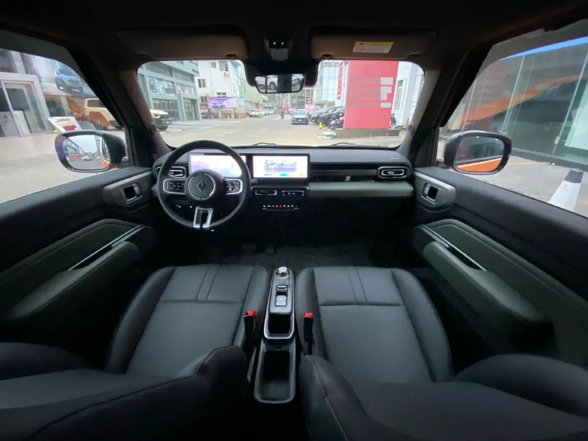 2023 BaoJun Yep BEV 28.1KWH,autocango,china used car exporter,china ev exporter,chinese used car exporter,chinese used ev exporter