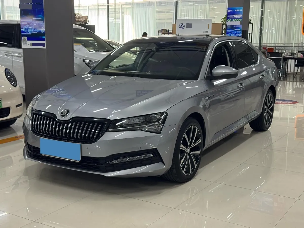 2023 Skoda Superb 1.4T 150HP L4 7DCT,autocango,china used car exporter,china ev exporter,chinese used car exporter,chinese used ev exporter