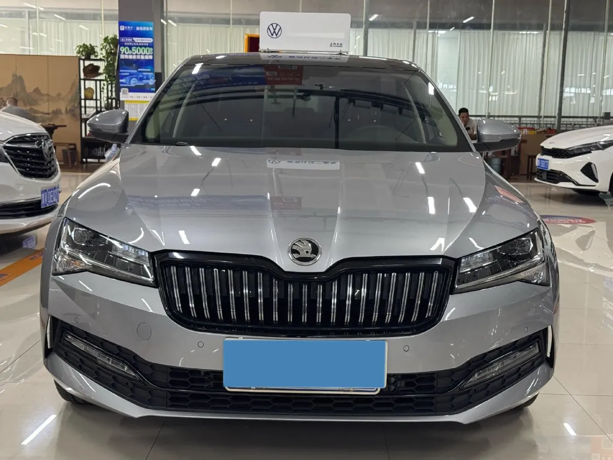 2023 Skoda Superb 1.4T 150HP L4 7DCT,autocango,china used car exporter,china ev exporter,chinese used car exporter,chinese used ev exporter