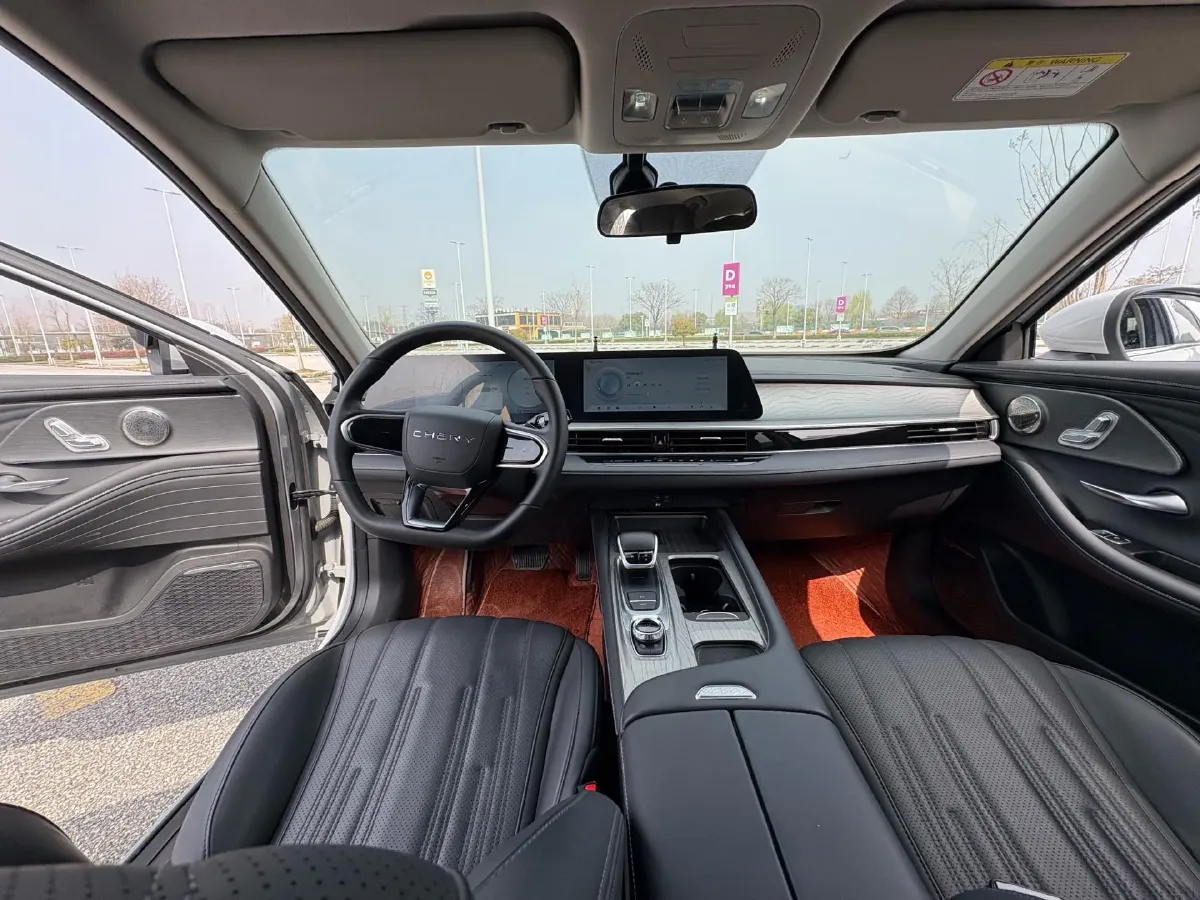 2024 Fulwin FulwinA8 1.5T 156HP L4 1DHT PHEV 18.3KWH,autocango,china used car exporter,china ev exporter,chinese used car exporter,chinese used ev exporter