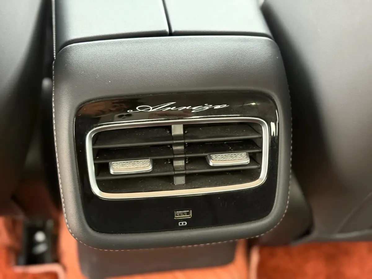 2024 Fulwin FulwinA8 1.5T 156HP L4 1DHT PHEV 18.3KWH,autocango,china used car exporter,china ev exporter,chinese used car exporter,chinese used ev exporter