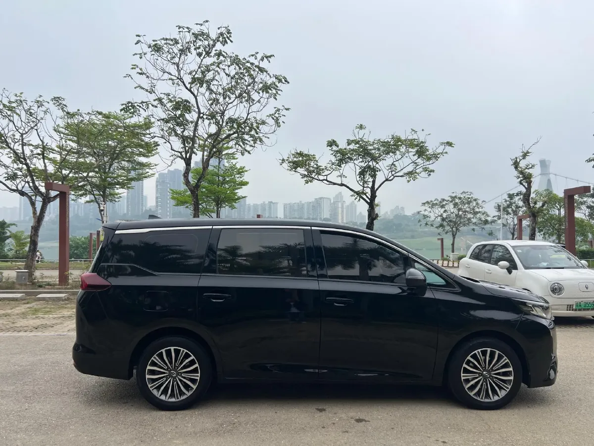 2021 GAC Trumpchi M6 1.5T 169HP L4 7DCT,autocango,china used car exporter,china ev exporter,chinese used car exporter,chinese used ev exporter