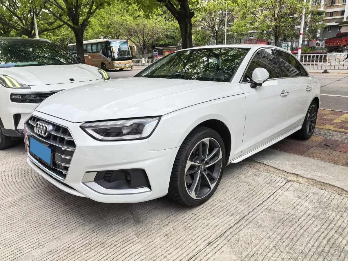 2020 Audi A4L 2.0T 190HP L4 7DCT,autocango,china used car exporter,china ev exporter,chinese used car exporter,chinese used ev exporter