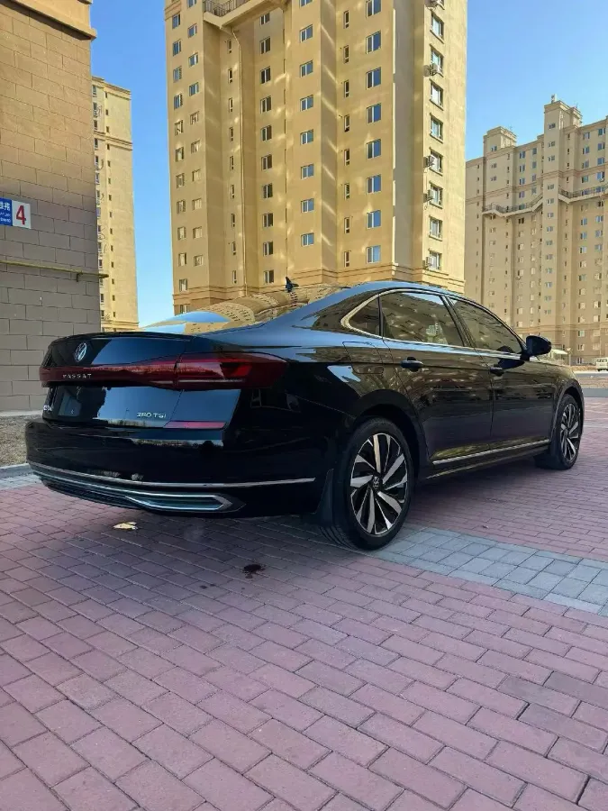 2025 Volkswagen Passat 2.0T 220HP L4 7DCT,autocango,china used car exporter,china ev exporter,chinese used car exporter,chinese used ev exporter