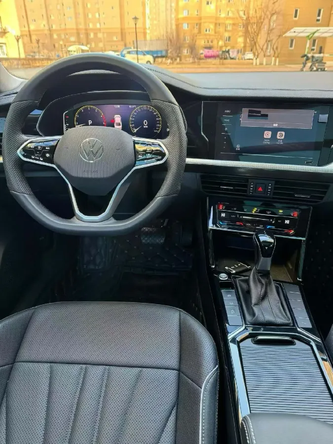 2025 Volkswagen Passat 2.0T 220HP L4 7DCT,autocango,china used car exporter,china ev exporter,chinese used car exporter,chinese used ev exporter