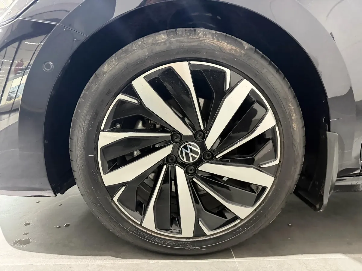 2022 Xpeng P7 BEV 60.2KWH,autocango,china used car exporter,china ev exporter,chinese used car exporter,chinese used ev exporter