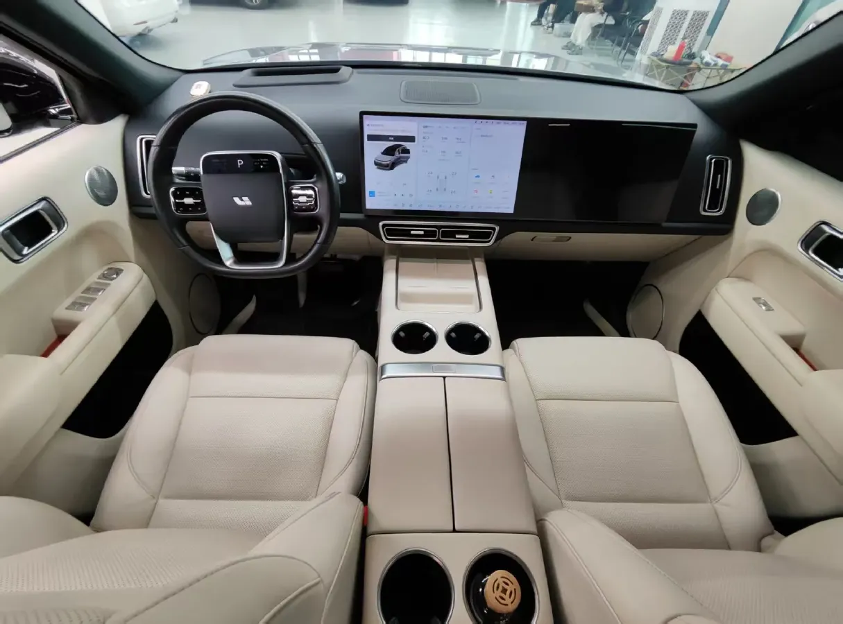 2023 Li L8 Range Extended 154HP REEV 40.9KWH,autocango,china used car exporter,china ev exporter,chinese used car exporter,chinese used ev exporter