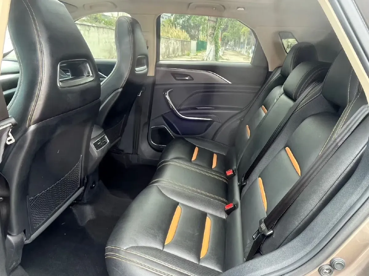 2019 Bestune T77 1.2T 143HP L4 7DCT,autocango,china used car exporter,china ev exporter,chinese used car exporter,chinese used ev exporter