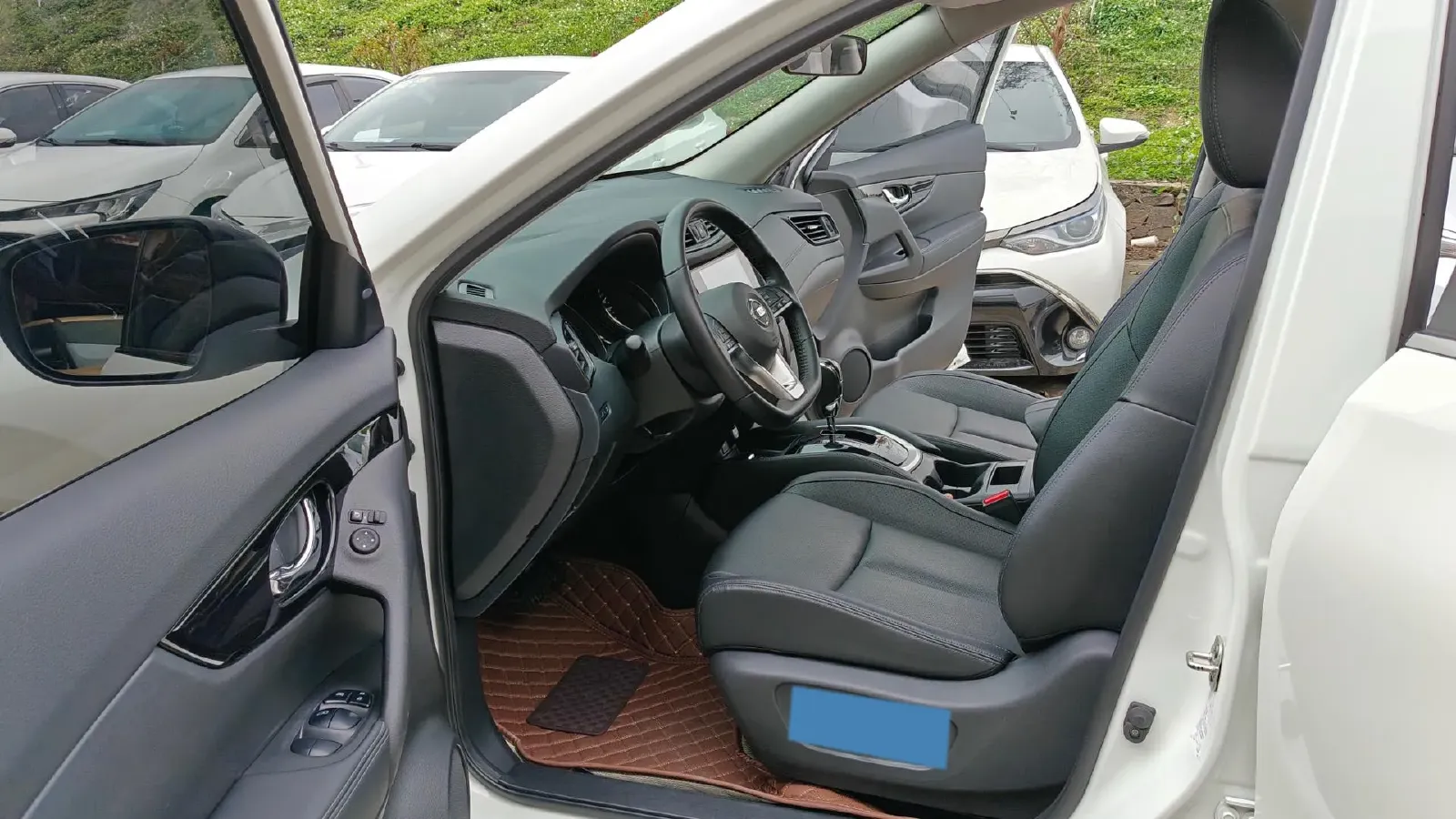 2022 Nissan X-Trail 2.0L 151HP L4 CVT,autocango,china used car exporter,china ev exporter,chinese used car exporter,chinese used ev exporter