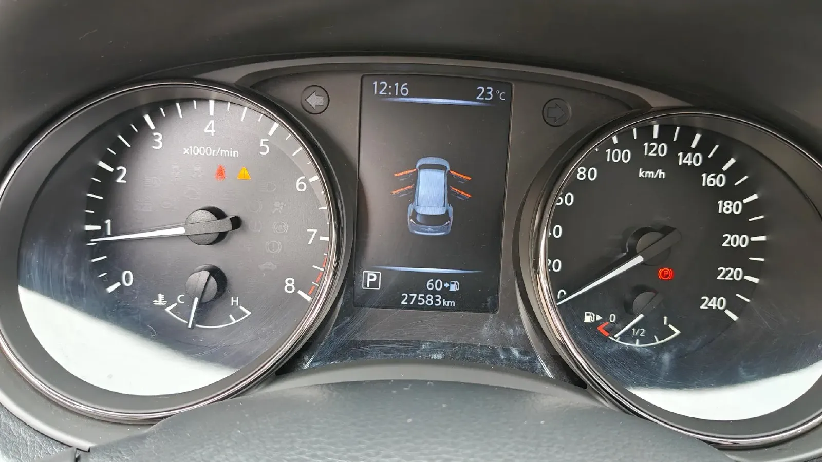 2022 Nissan X-Trail 2.0L 151HP L4 CVT,autocango,china used car exporter,china ev exporter,chinese used car exporter,chinese used ev exporter