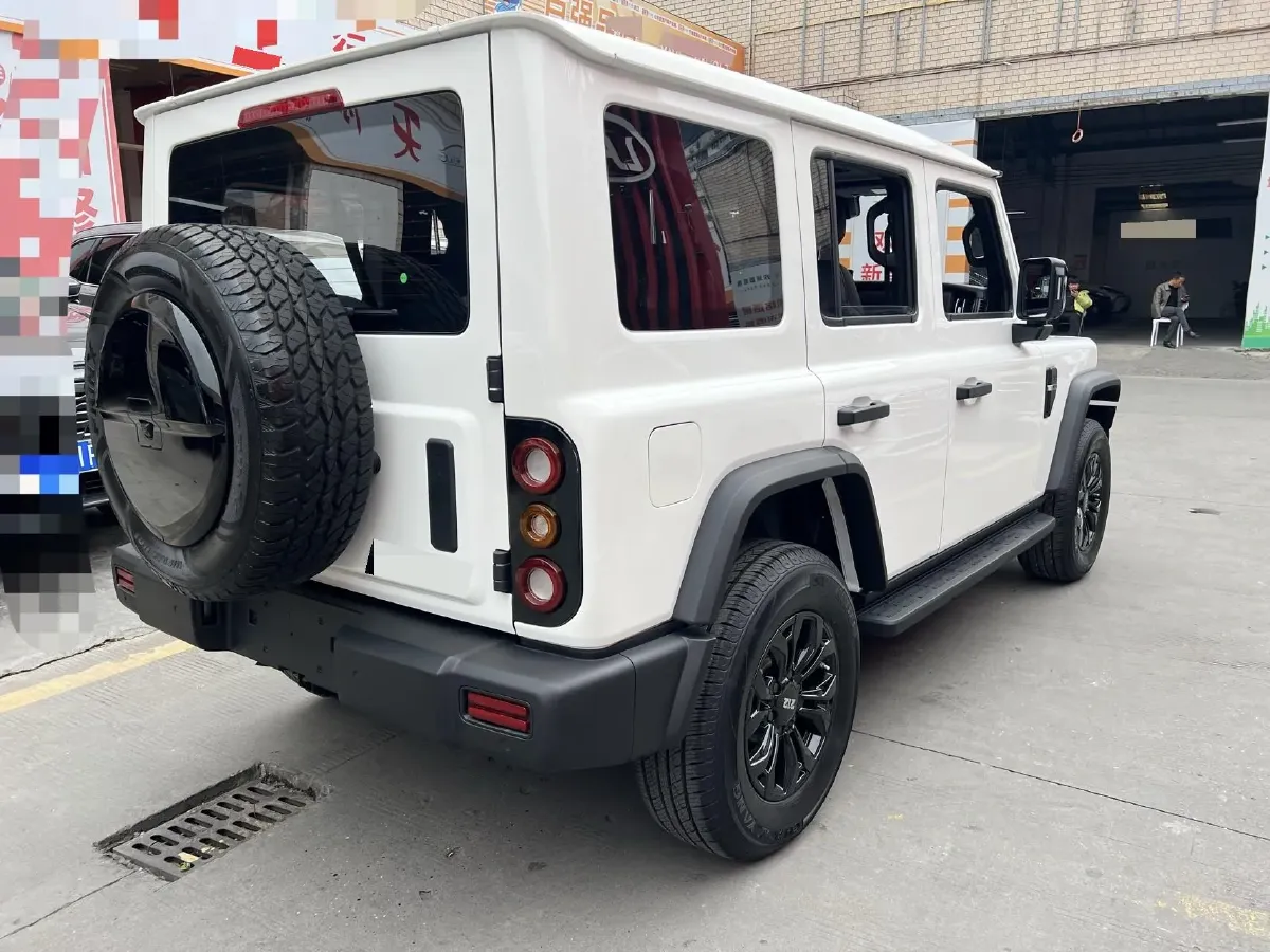 2024 212 212 T01 2.0T 252HP L4 8AT,autocango,china used car exporter,china ev exporter,chinese used car exporter,chinese used ev exporter