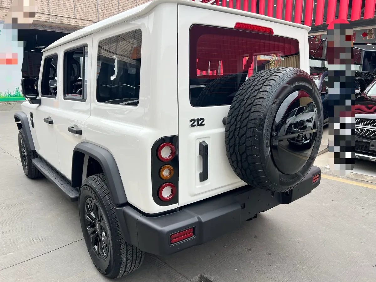 2024 212 212 T01 2.0T 252HP L4 8AT,autocango,china used car exporter,china ev exporter,chinese used car exporter,chinese used ev exporter