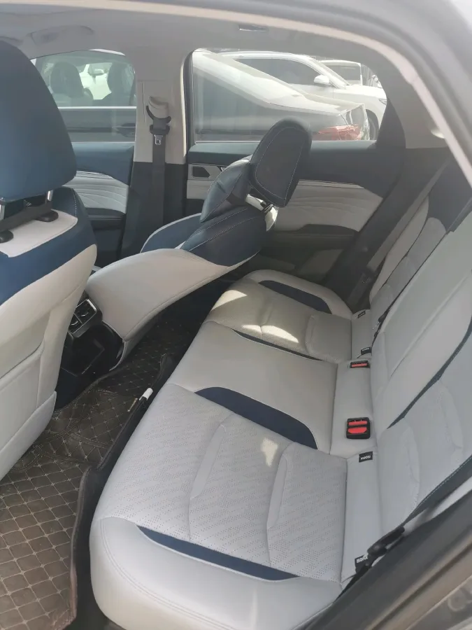 2021 Geely Preface 2.0T 190HP L4 7DCT,autocango,china used car exporter,china ev exporter,chinese used car exporter,chinese used ev exporter