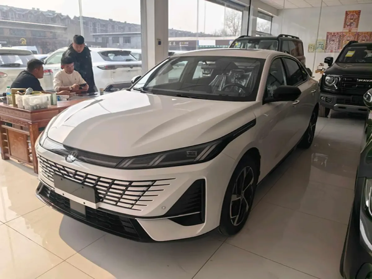 2026 ChangAn Eado 1.5T 192HP L4 7DCT,autocango,china used car exporter,china ev exporter,chinese used car exporter,chinese used ev exporter