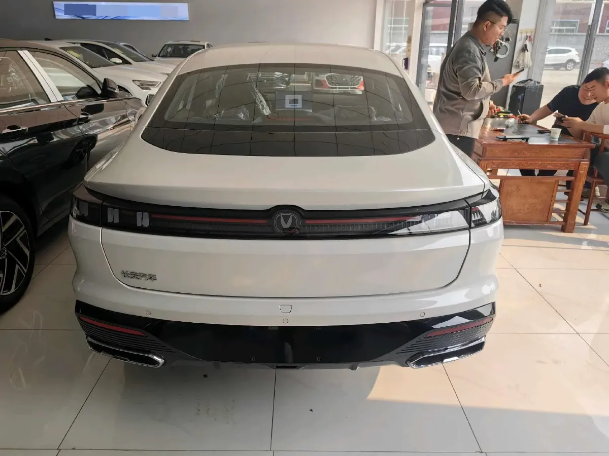 2026 ChangAn Eado 1.5T 192HP L4 7DCT,autocango,china used car exporter,china ev exporter,chinese used car exporter,chinese used ev exporter