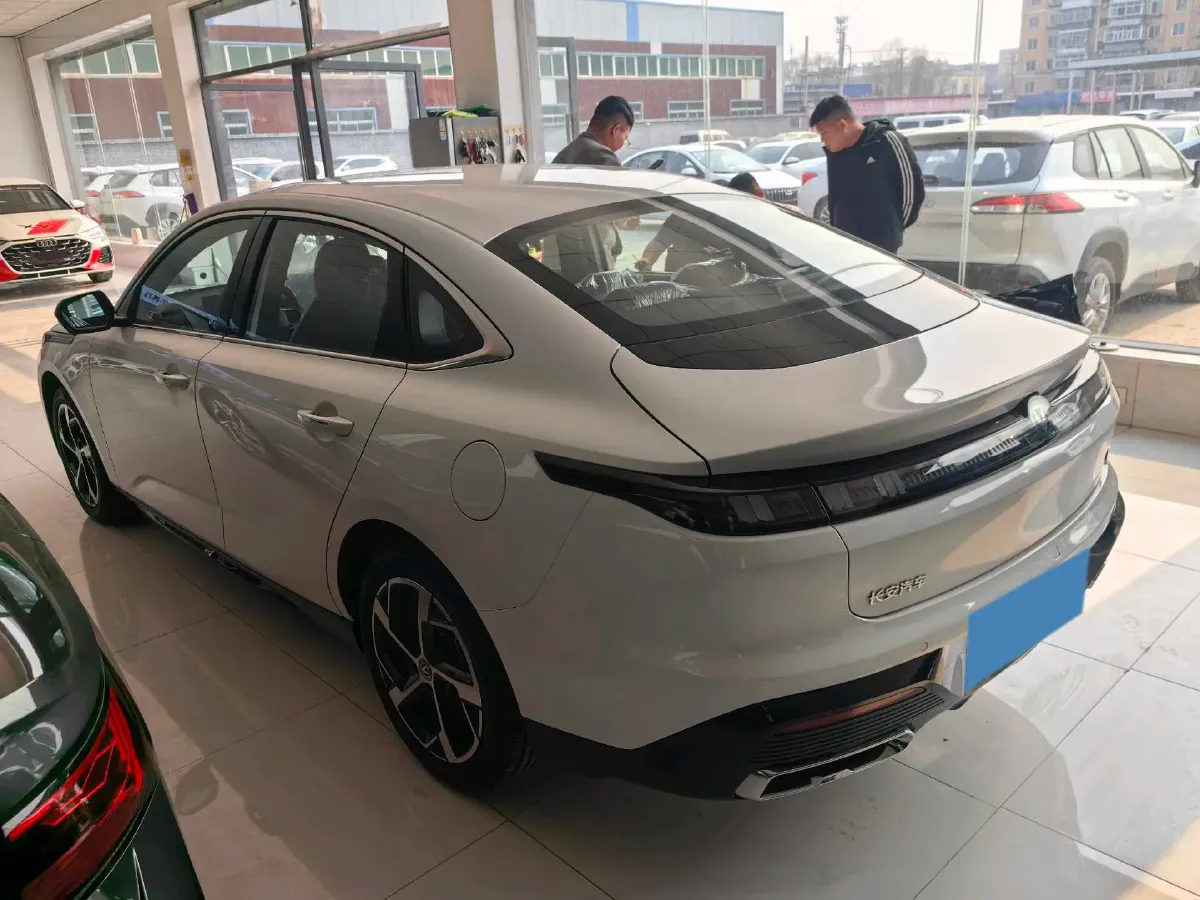 2026 ChangAn Eado 1.5T 192HP L4 7DCT,autocango,china used car exporter,china ev exporter,chinese used car exporter,chinese used ev exporter