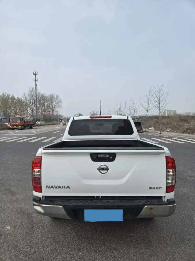 2021 Nissan Navara 2.5L 190HP L4 7AT,autocango,china used car exporter,china ev exporter,chinese used car exporter,chinese used ev exporter