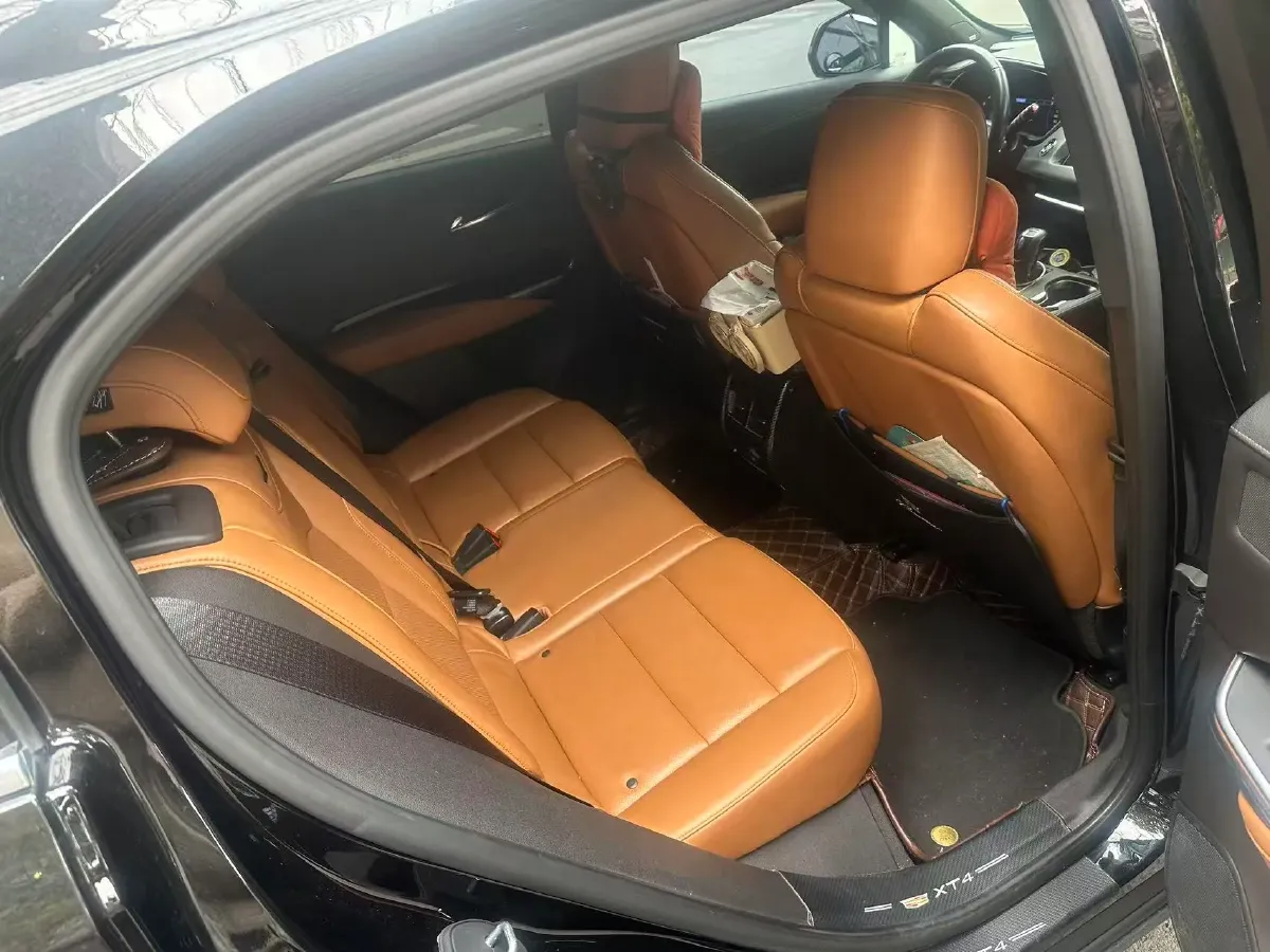 2018 Cadillac XT4 2.0T 241HP L4 9AT,autocango,china used car exporter,china ev exporter,chinese used car exporter,chinese used ev exporter