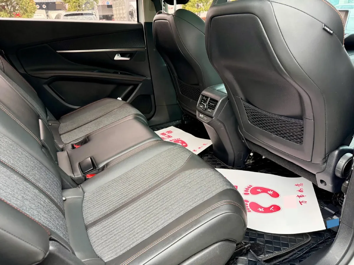 2019 Peugeot 5008 1.6T 170HP L4 6AT,autocango,china used car exporter,china ev exporter,chinese used car exporter,chinese used ev exporter