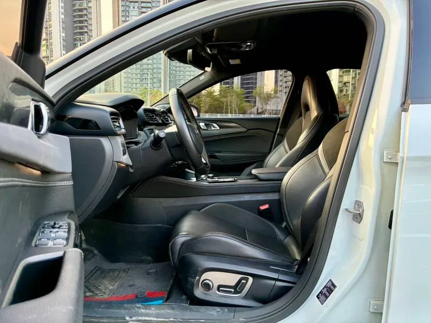 2021 LYNK&CO 02 2.0T 190HP L4 6AT,autocango,china used car exporter,china ev exporter,chinese used car exporter,chinese used ev exporter