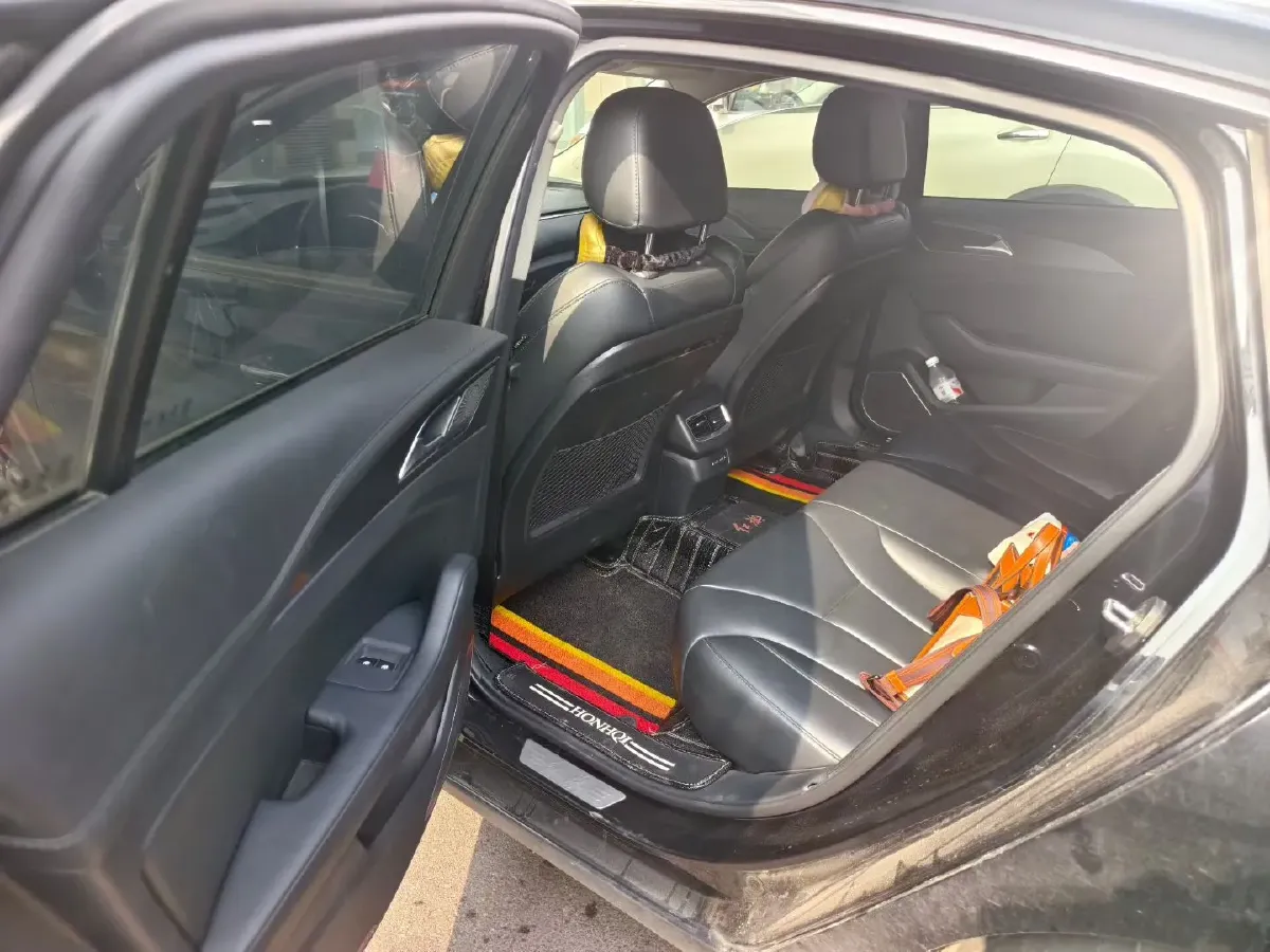 2020 HongQi H5 1.5T 169HP L4 7DCT,autocango,china used car exporter,china ev exporter,chinese used car exporter,chinese used ev exporter