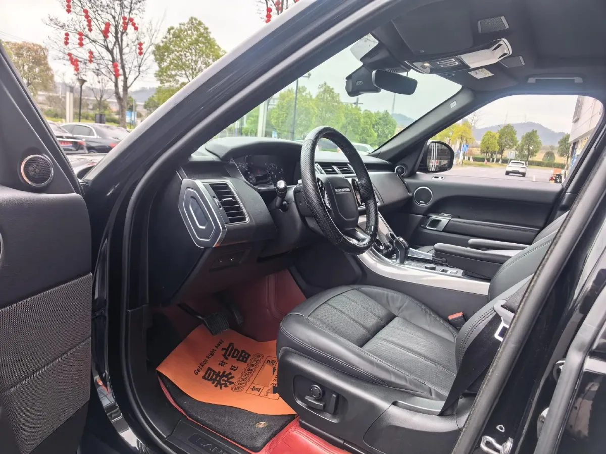 2021 Land Rover Range Rover Sport 3.0T 360HP L6 8AT,autocango,china used car exporter,china ev exporter,chinese used car exporter,chinese used ev exporter