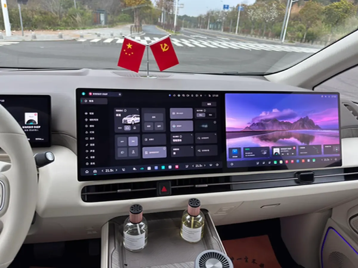 2025 WEY HighMountain 1.5T 170HP L4 4DHT PHEV,autocango,china used car exporter,china ev exporter,chinese used car exporter,chinese used ev exporter