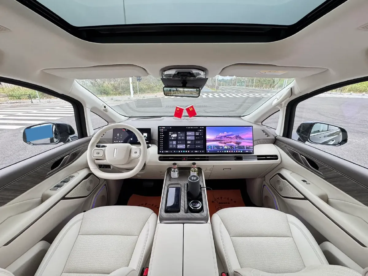 2025 WEY HighMountain 1.5T 170HP L4 4DHT PHEV,autocango,china used car exporter,china ev exporter,chinese used car exporter,chinese used ev exporter