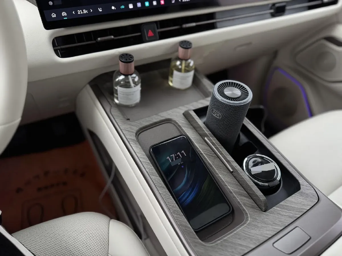 2025 WEY HighMountain 1.5T 170HP L4 4DHT PHEV,autocango,china used car exporter,china ev exporter,chinese used car exporter,chinese used ev exporter