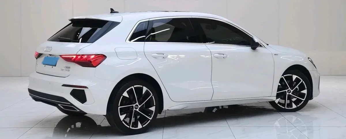 2022 Audi A3 1.4T 150HP L4 7DCT,autocango,china used car exporter,china ev exporter,chinese used car exporter,chinese used ev exporter