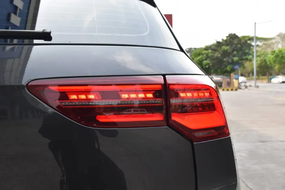 2023 Volkswagen GolfGTI 2.0T 220HP L4 7DCT,autocango,china used car exporter,china ev exporter,chinese used car exporter,chinese used ev exporter