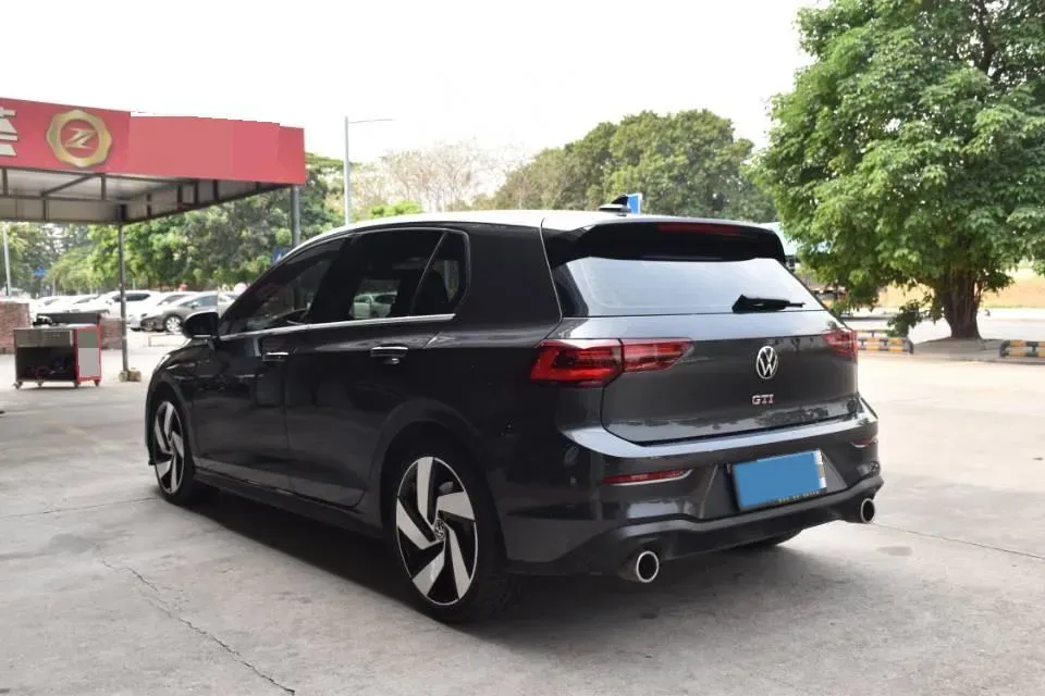2023 Volkswagen GolfGTI 2.0T 220HP L4 7DCT,autocango,china used car exporter,china ev exporter,chinese used car exporter,chinese used ev exporter
