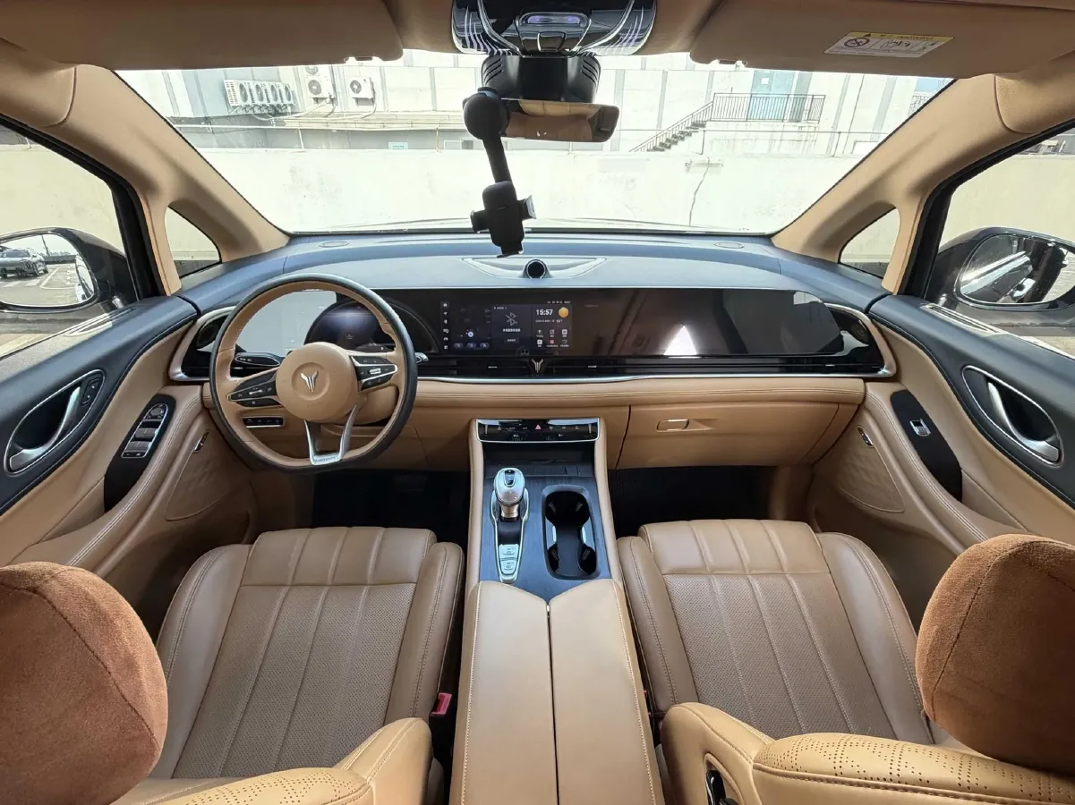 2024 Voyah FREE 1.5T 150HP L4 REEV 39.2KWH,autocango,china used car exporter,china ev exporter,chinese used car exporter,chinese used ev exporter