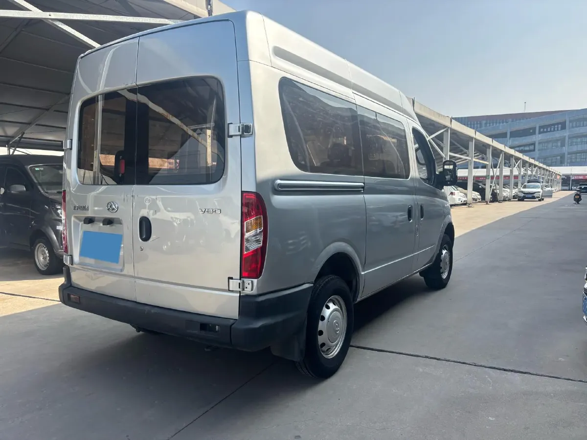 2020 MAXUS XinTu V80 2.5T 136HP L4 6MT,autocango,china used car exporter,china ev exporter,chinese used car exporter,chinese used ev exporter