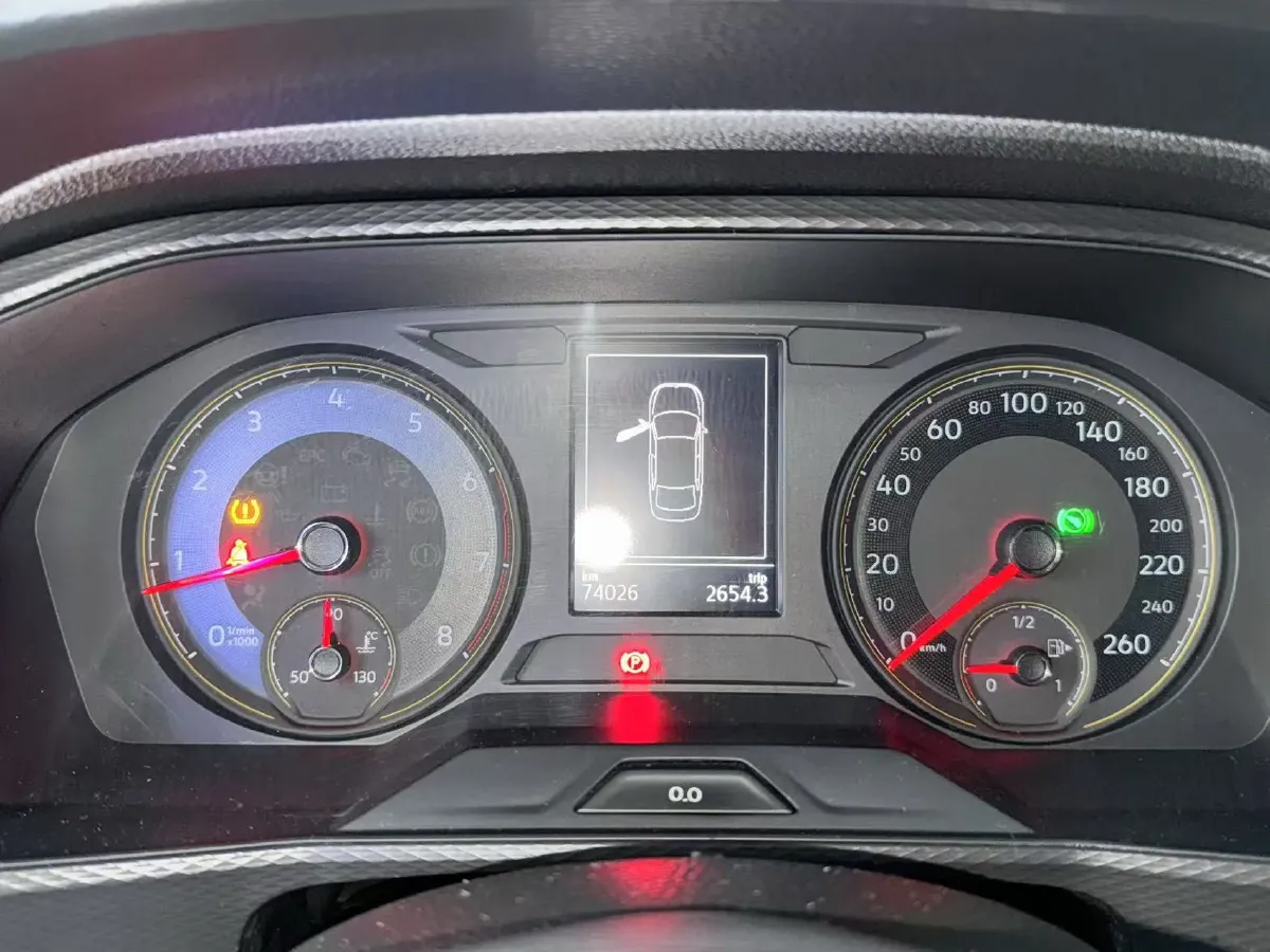 2018 Landwind XiaoYao 1.5T 163HP L4 CVT,autocango,china used car exporter,china ev exporter,chinese used car exporter,chinese used ev exporter