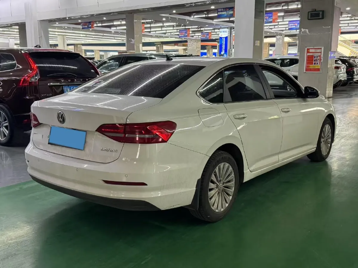 2018 Landwind XiaoYao 1.5T 163HP L4 CVT,autocango,china used car exporter,china ev exporter,chinese used car exporter,chinese used ev exporter