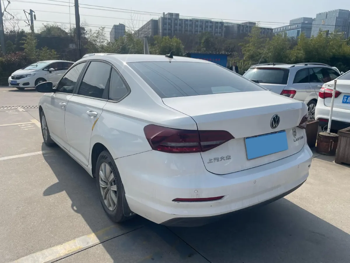 2021 Volkswagen Lavida 1.5L 113HP L4 6AT,autocango,china used car exporter,china ev exporter,chinese used car exporter,chinese used ev exporter