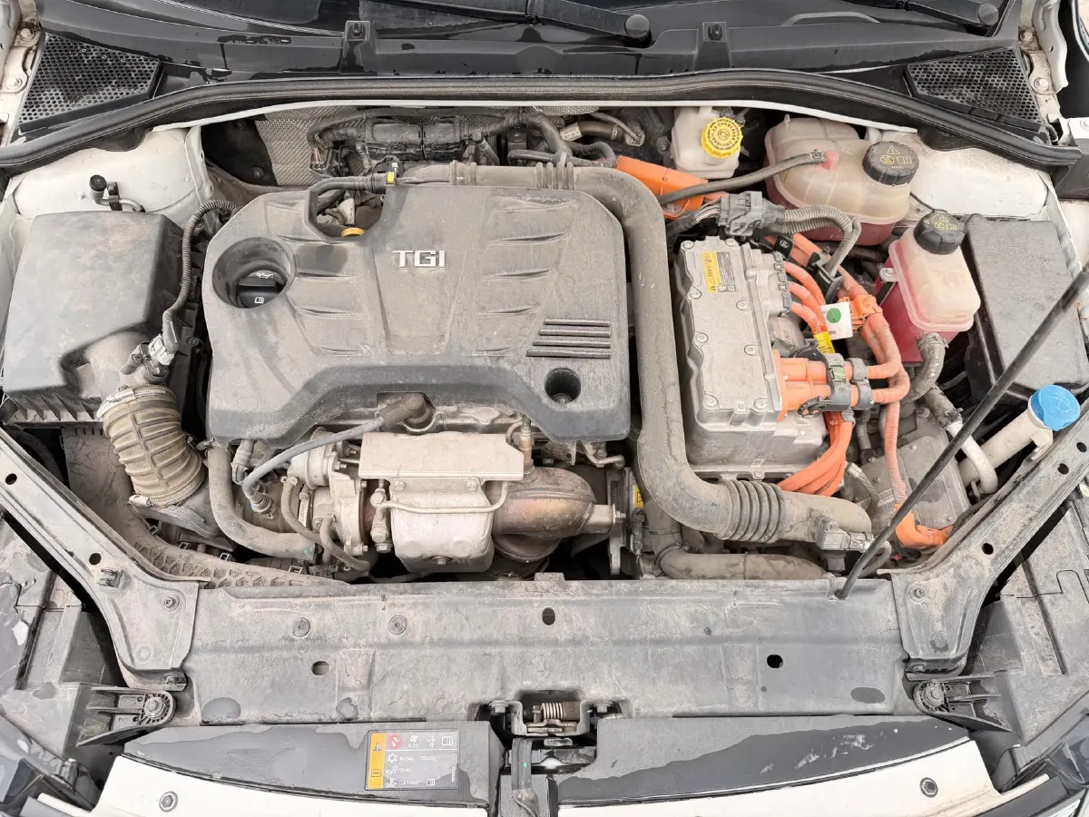 2019 Roewe i6 1.5T 169HP L4 AMT PHEV 9.1KWH,autocango,china used car exporter,china ev exporter,chinese used car exporter,chinese used ev exporter