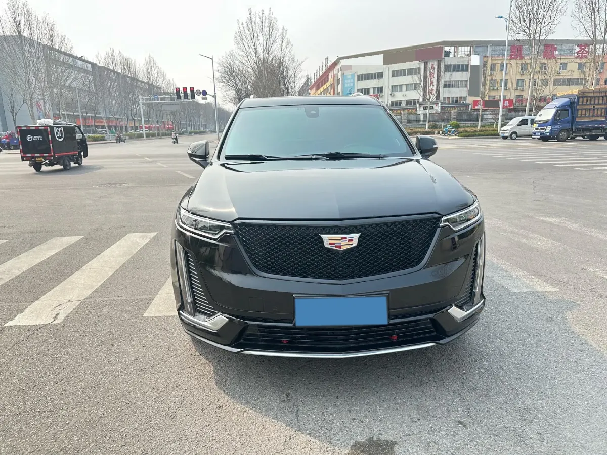 2022 Cadillac XT6 2.0T 237HP L4 9AT,autocango,china used car exporter,china ev exporter,chinese used car exporter,chinese used ev exporter