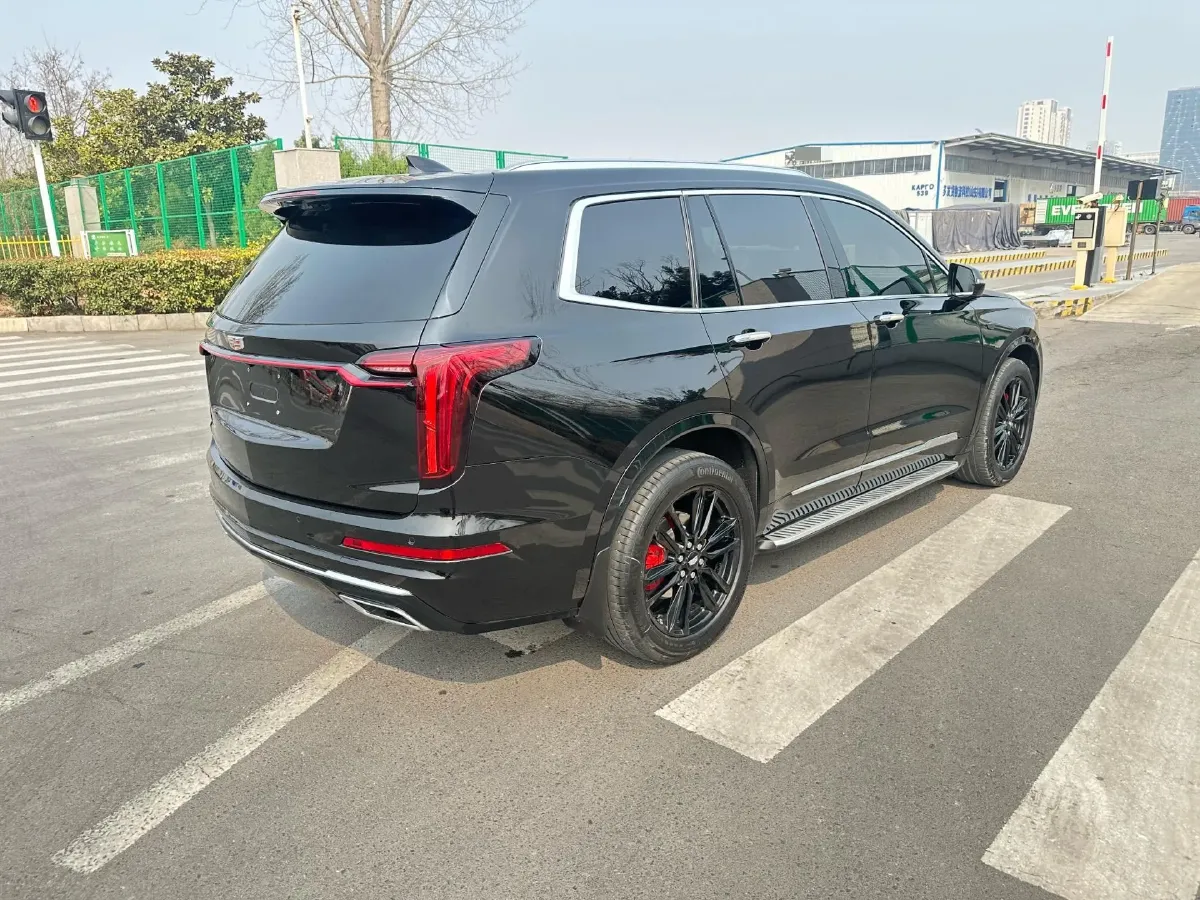 2022 Cadillac XT6 2.0T 237HP L4 9AT,autocango,china used car exporter,china ev exporter,chinese used car exporter,chinese used ev exporter