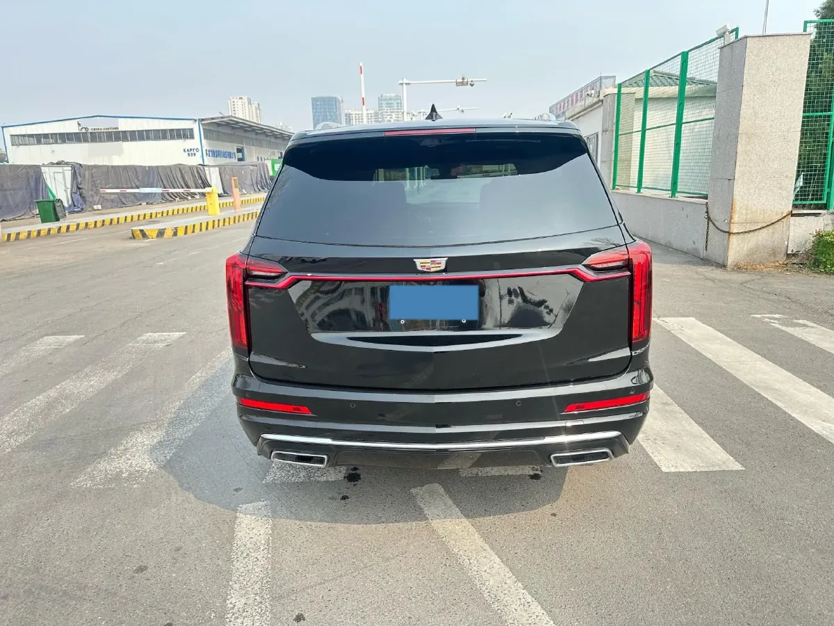 2022 Cadillac XT6 2.0T 237HP L4 9AT,autocango,china used car exporter,china ev exporter,chinese used car exporter,chinese used ev exporter