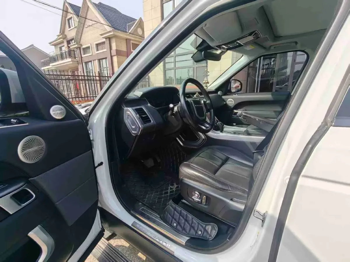 2021 Land Rover Range Rover Sport 3.0T 360HP L6 8AT,autocango,china used car exporter,china ev exporter,chinese used car exporter,chinese used ev exporter