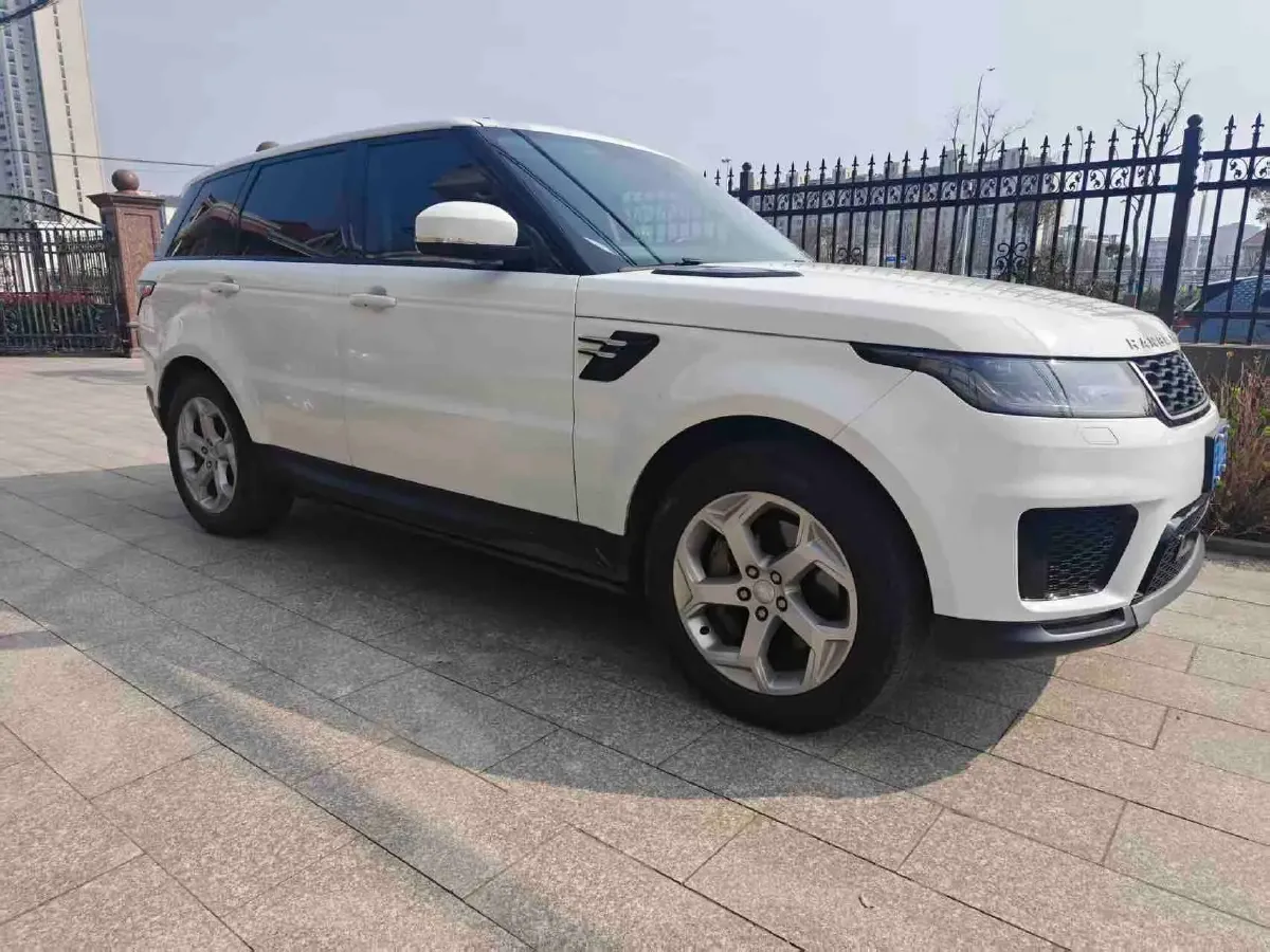 2021 Land Rover Range Rover Sport 3.0T 360HP L6 8AT,autocango,china used car exporter,china ev exporter,chinese used car exporter,chinese used ev exporter